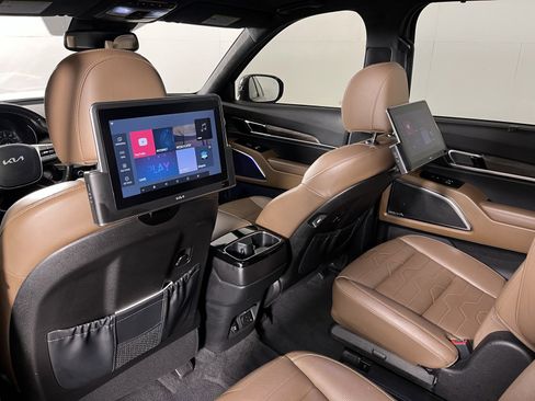 Used 2022 Kia Telluride SX w/ SX Prestige Package image 20