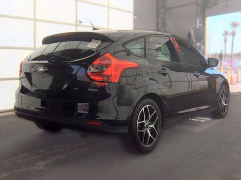 Used 2013 Ford Focus SE FWD image 4