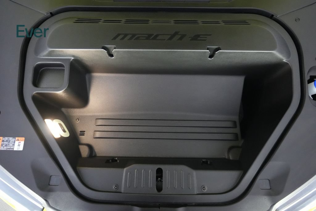 Used 2025 Ford Mustang Mach-E GT AWD/4WD image 28