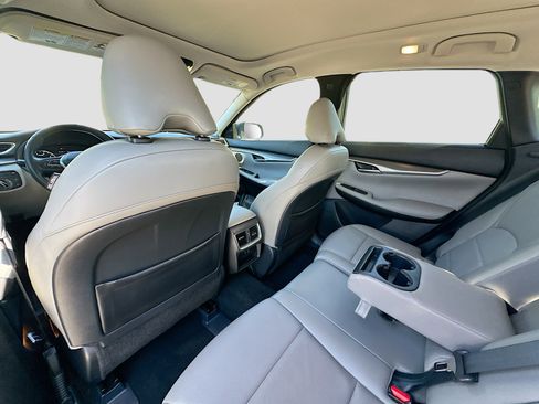 Used 2023 INFINITI QX50 Luxe image 26