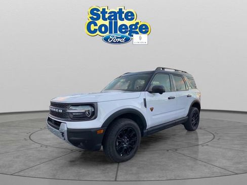 Used 2025 Ford Bronco Sport Badlands image 1