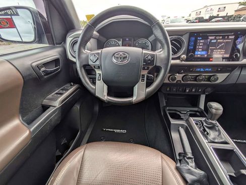 Used 2019 Toyota Tacoma Limited AWD/4WD image 16