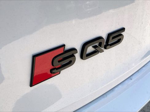 Used 2024 Audi SQ5 Prestige w/ Prestige Package AWD/4WD image 30
