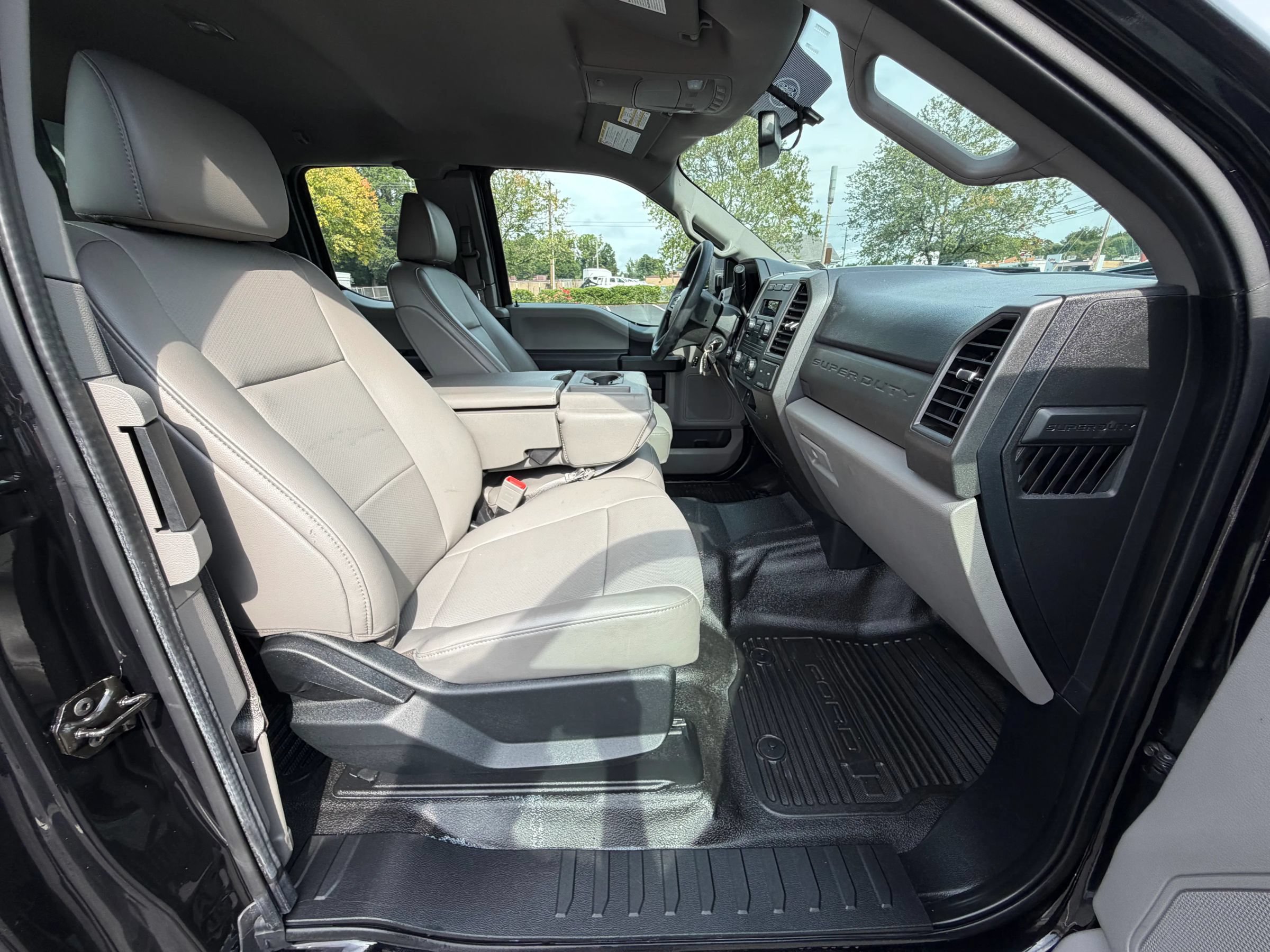 Used 2019 Ford F250 XL w/ Power Equipment Group AWD/4WD image 15