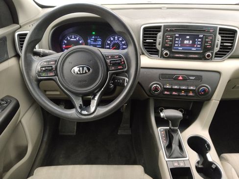 Used 2017 Kia Sportage LX FWD image 22