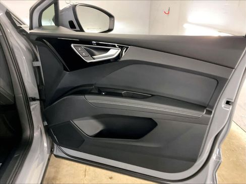 Used 2023 Audi Q4 e-tron Premium Plus w/ Premium Plus image 25