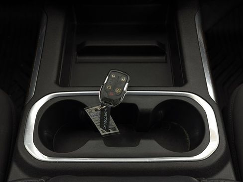 Used 2021 Chevrolet Silverado 1500 RST image 40