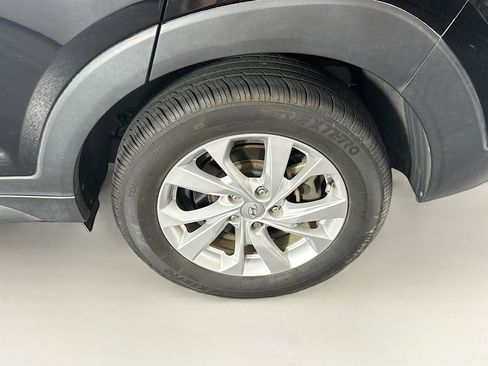 Used 2021 Hyundai Tucson SE w/ Cargo Package FWD image 11