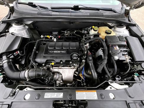 Used 2015 Chevrolet Cruze LTZ w/ Sun, Sound and Sport Package image 31