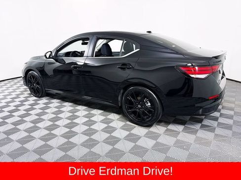 Used 2025 Nissan Sentra SR w/ Midnight Edition FWD image 21