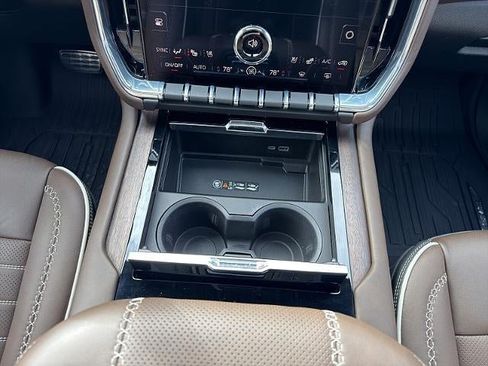 Used 2025 GMC Yukon XL Denali Ultimate w/ LPO, Floor Liner Package AWD/4WD image 20