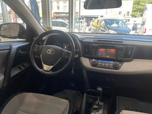 Used 2016 Toyota RAV4 XLE AWD/4WD image 24