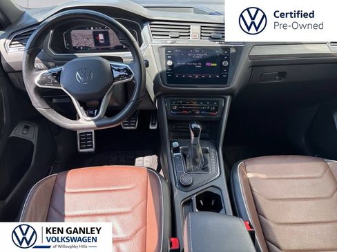 Certified 2024 Volkswagen Tiguan SEL R-Line AWD/4WD image 16