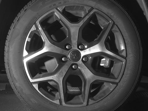 Used 2025 Jeep Compass Limited image 13