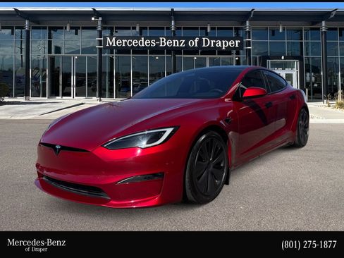 Used 2025 Tesla Model S image 1