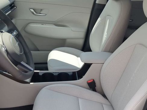 New 2026 Hyundai Kona Limited FWD image 17