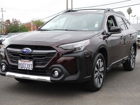 Certified 2023 Subaru Outback Limited XT image 3
