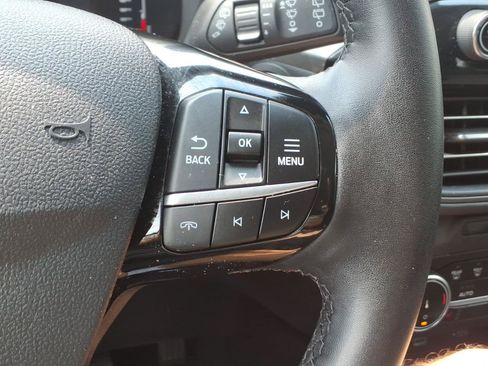 Certified 2023 Ford Escape Active AWD/4WD image 18