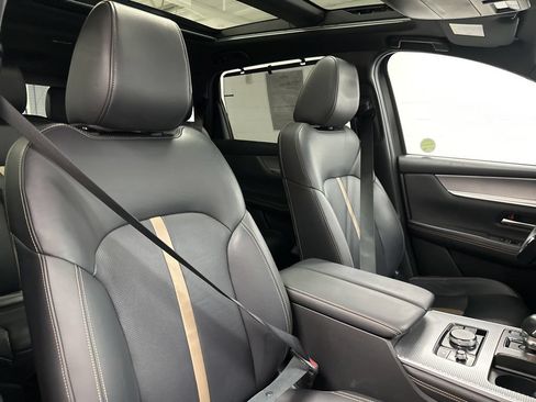 Certified 2024 MAZDA CX-90 3.3 Turbo S w/ Premium Package AWD/4WD image 34