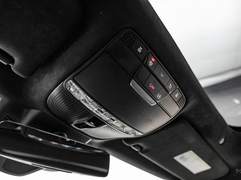 Used 2022 Mercedes-Benz AMG GT 43 image 41