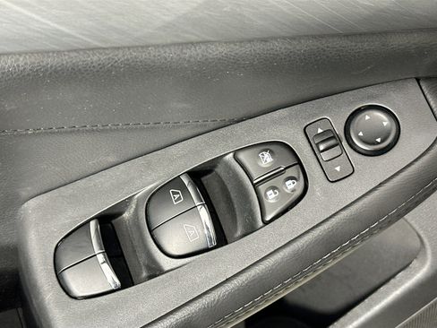 Used 2018 Nissan Maxima 3.5 S FWD image 18