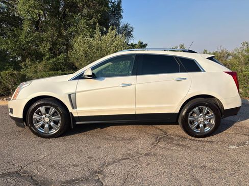 Used 2016 Cadillac SRX Luxury w/ Driver Awareness Package AWD/4WD image 6