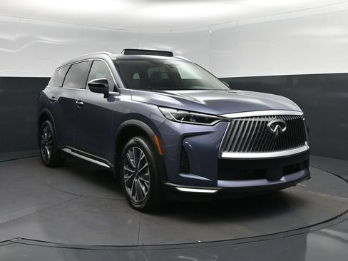 Certified 2026 INFINITI QX60 Luxe w/ Cargo Package FWD image 9