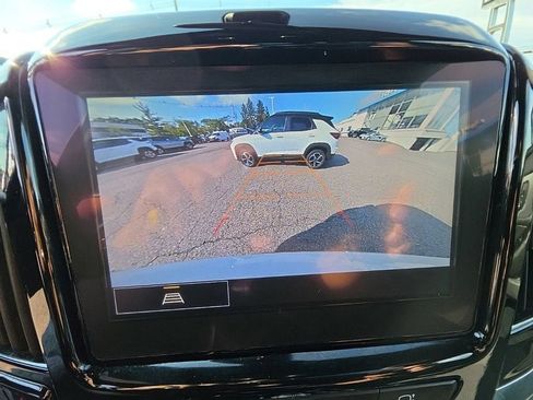 Used 2023 Chevrolet Traverse LT AWD/4WD image 10