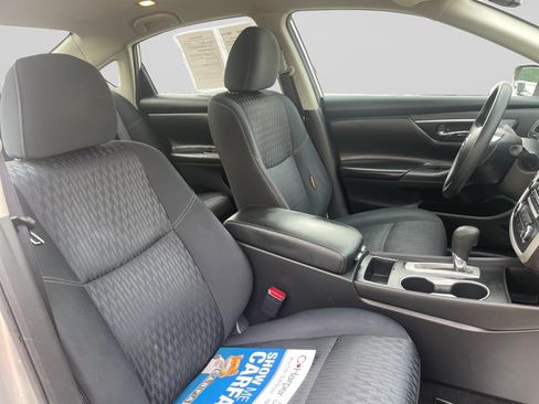 Used 2017 Nissan Altima 2.5 S w/ Power Driver Seat Package FWD image 11