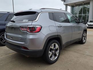 Used 2020 Jeep Compass Limited FWD video 3