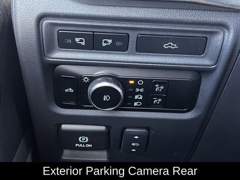 Used 2023 Ford F150 Lariat image 25