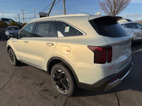 New 2026 Kia Sorento S AWD/4WD image 4