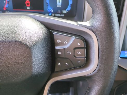 Used 2025 Ford Bronco Outer Banks image 17