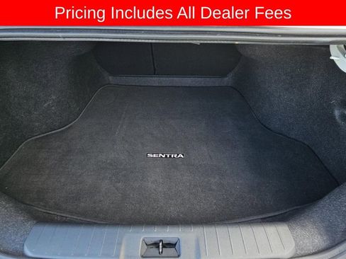Used 2025 Nissan Sentra SR w/ SR Premium Package FWD image 14