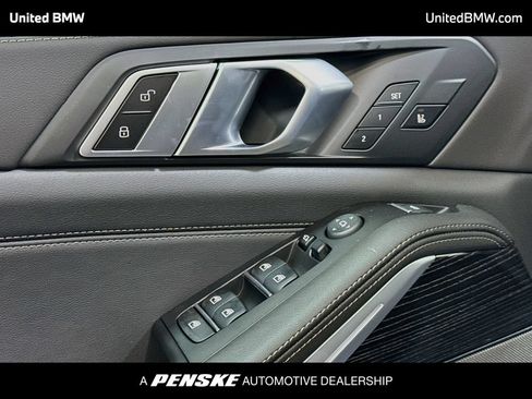 New 2026 BMW X5 xDrive40i w/ M Sport Package AWD/4WD image 3
