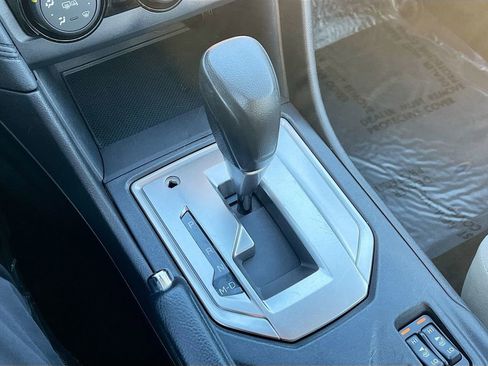 Used 2019 Subaru Impreza 2.0i Premium image 16