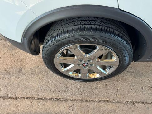 Used 2020 Buick Encore Preferred image 27