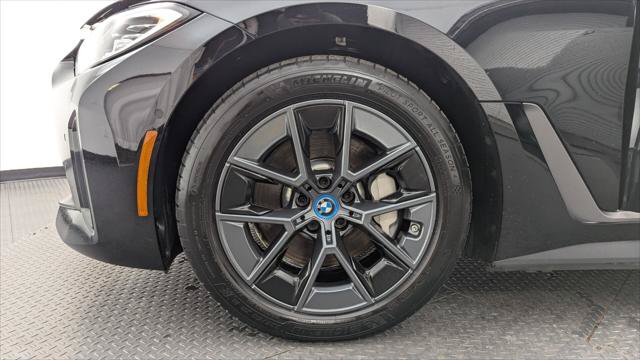 Used 2024 BMW i4 eDrive35 w/ Convenience Package RWD image 31