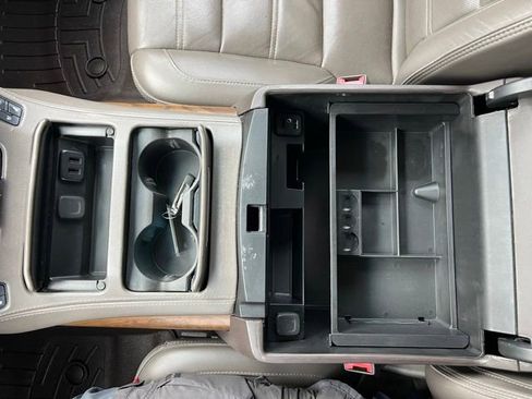 Used 2020 GMC Yukon XL Denali image 40