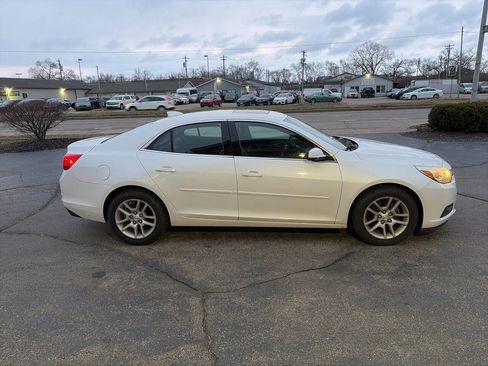 Used 2015 Chevrolet Malibu LT image 5
