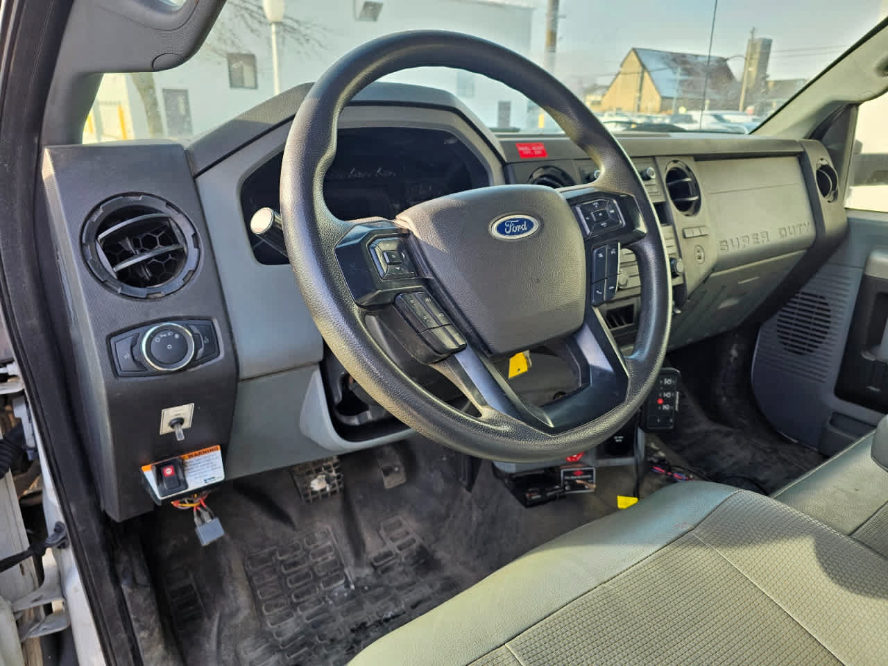 Used 2021 Ford F750 2WD Crew Cab Super Duty image 4