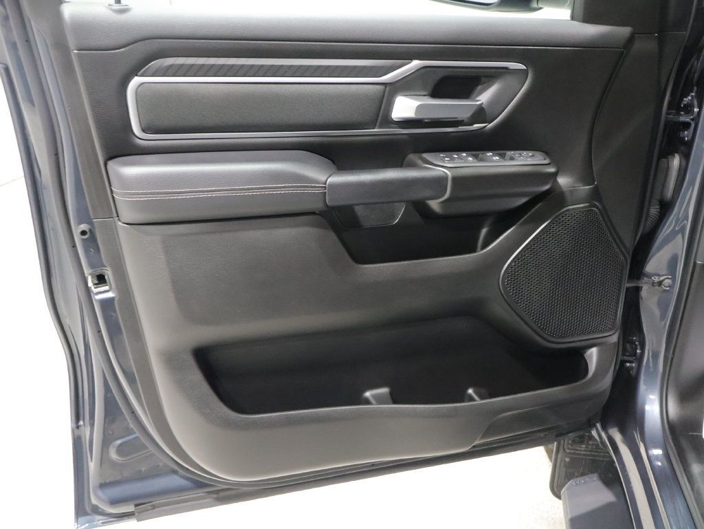 Used 2025 RAM 1500 Big Horn AWD/4WD image 12