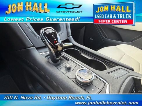 Used 2023 Cadillac XT6 Sport w/ Technology Package image 31