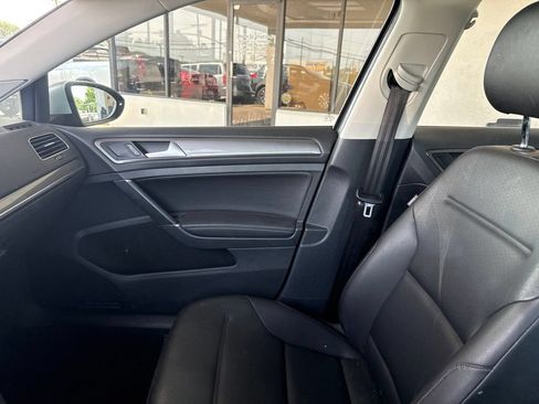Used 2017 Volkswagen Golf Alltrack SE AWD/4WD image 27
