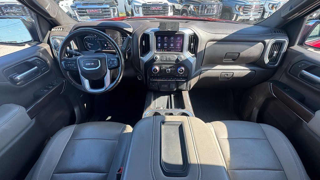 Used 2022 GMC Sierra 1500 SLT w/ SLT Premium Plus Package AWD/4WD image 14
