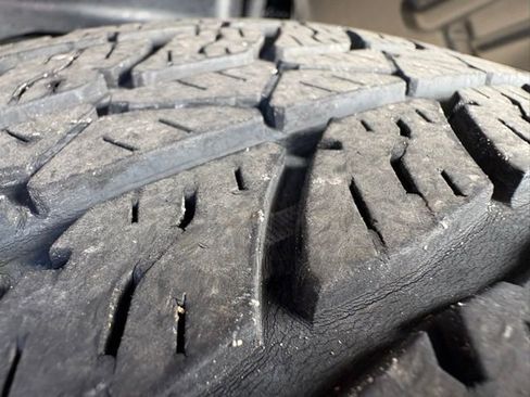 Used 2023 Jeep Gladiator Sport image 25