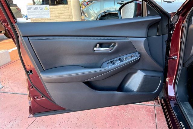 Used 2025 Nissan Sentra SV w/ All-Weather Package FWD image 22
