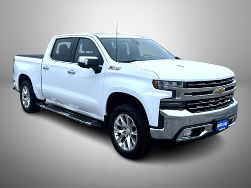 Used 2020 Chevrolet Silverado 1500 LTZ w/ LTZ Premium Package image 3