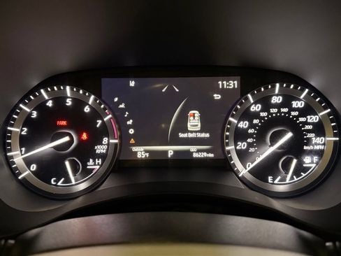 Used 2020 Toyota Highlander Platinum FWD image 23