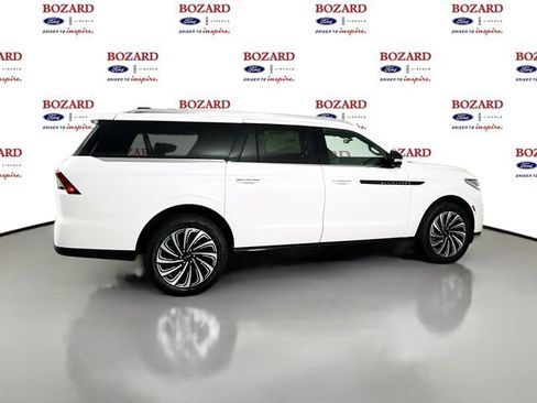 New 2025 Lincoln Navigator L Black Label image 8